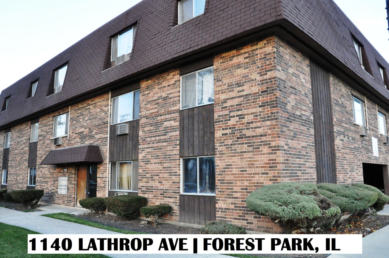Forest Park Apartment: 1140 Lathrop