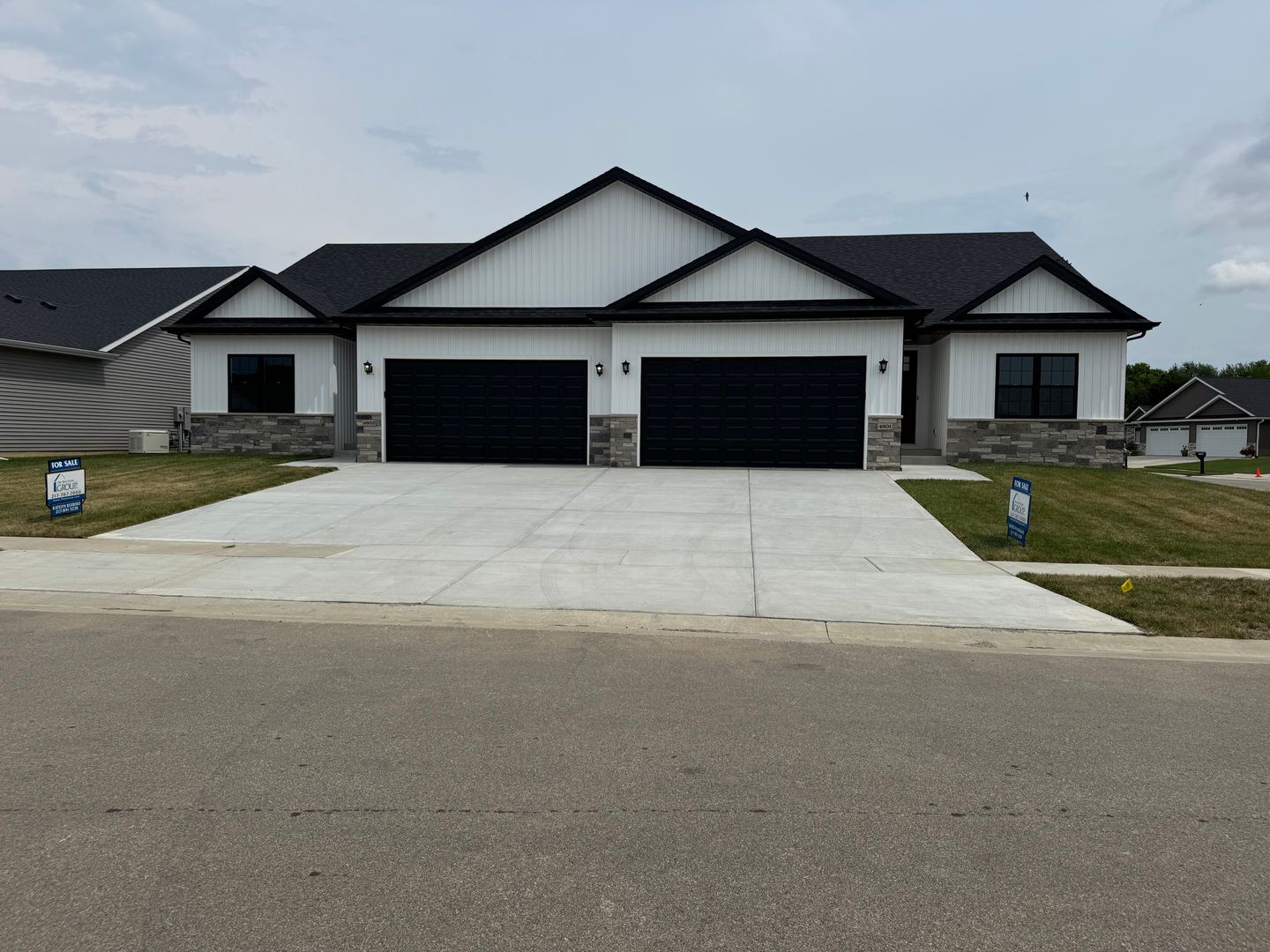 SPRINGFIELD Condo: 4600 Lasalle Ct