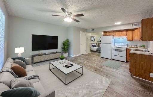 ✨Total Monthly Leasing Price: $1,044 |Spacious Deluxe Studio Apartment Home