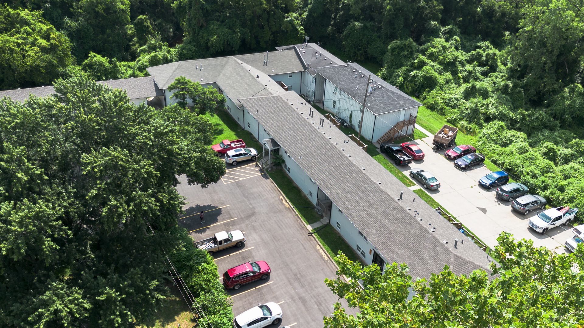 Leavenworth Apartment: 501 Vilas Street