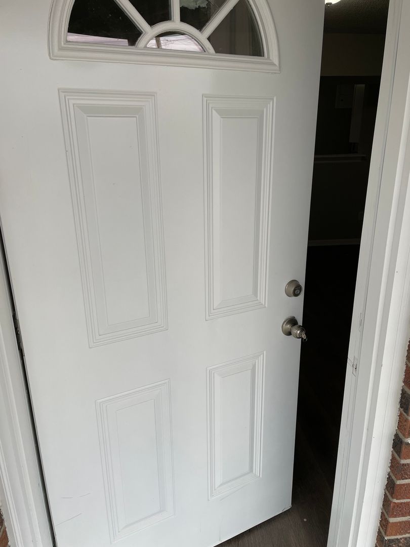Richmond Apartment: 1101 S Camden Street