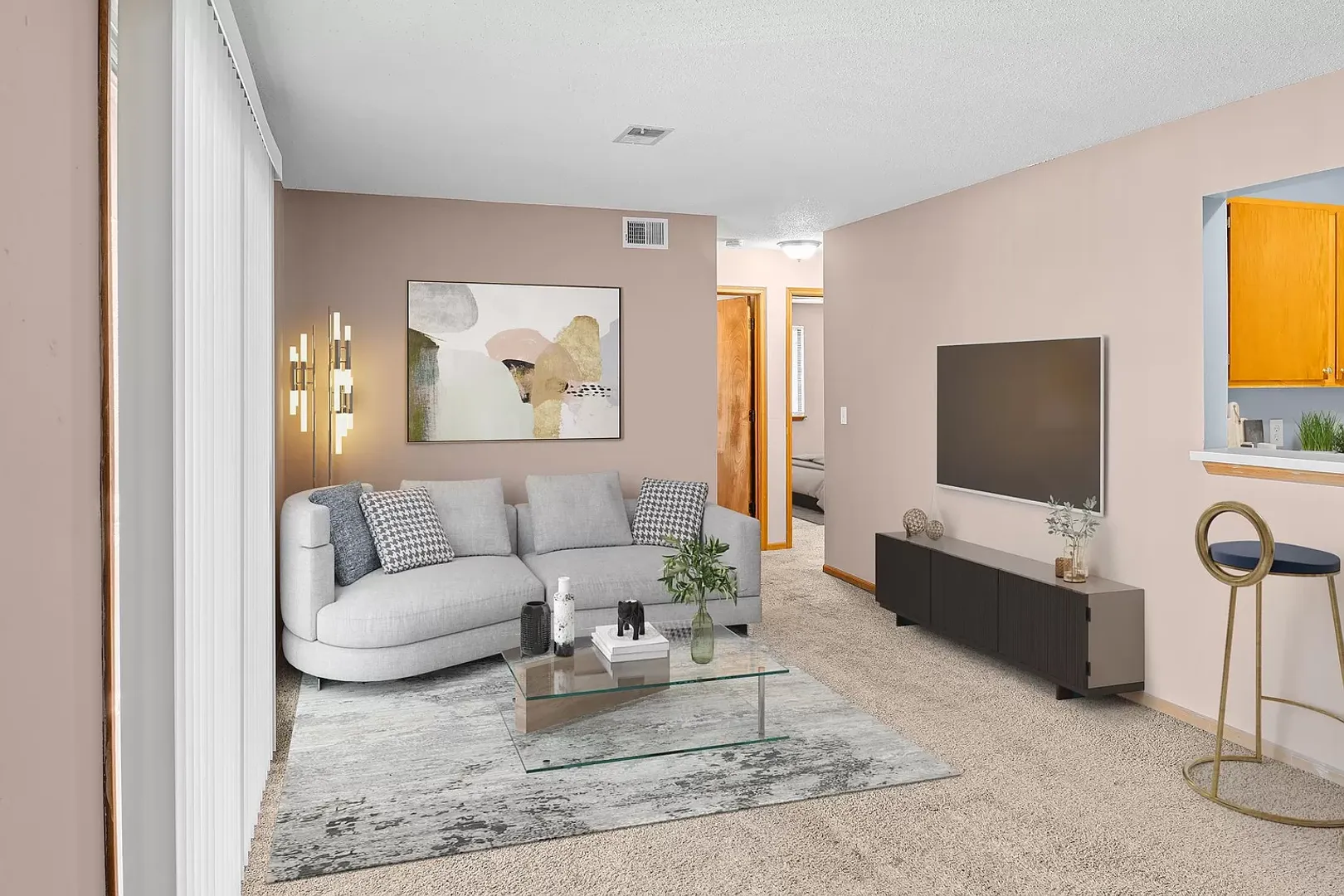 Leavenworth Apartment: 920 N 2nd St