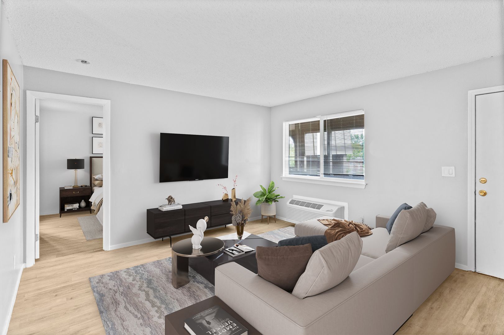 Olathe Apartment: 515 S Clairborne Rd.