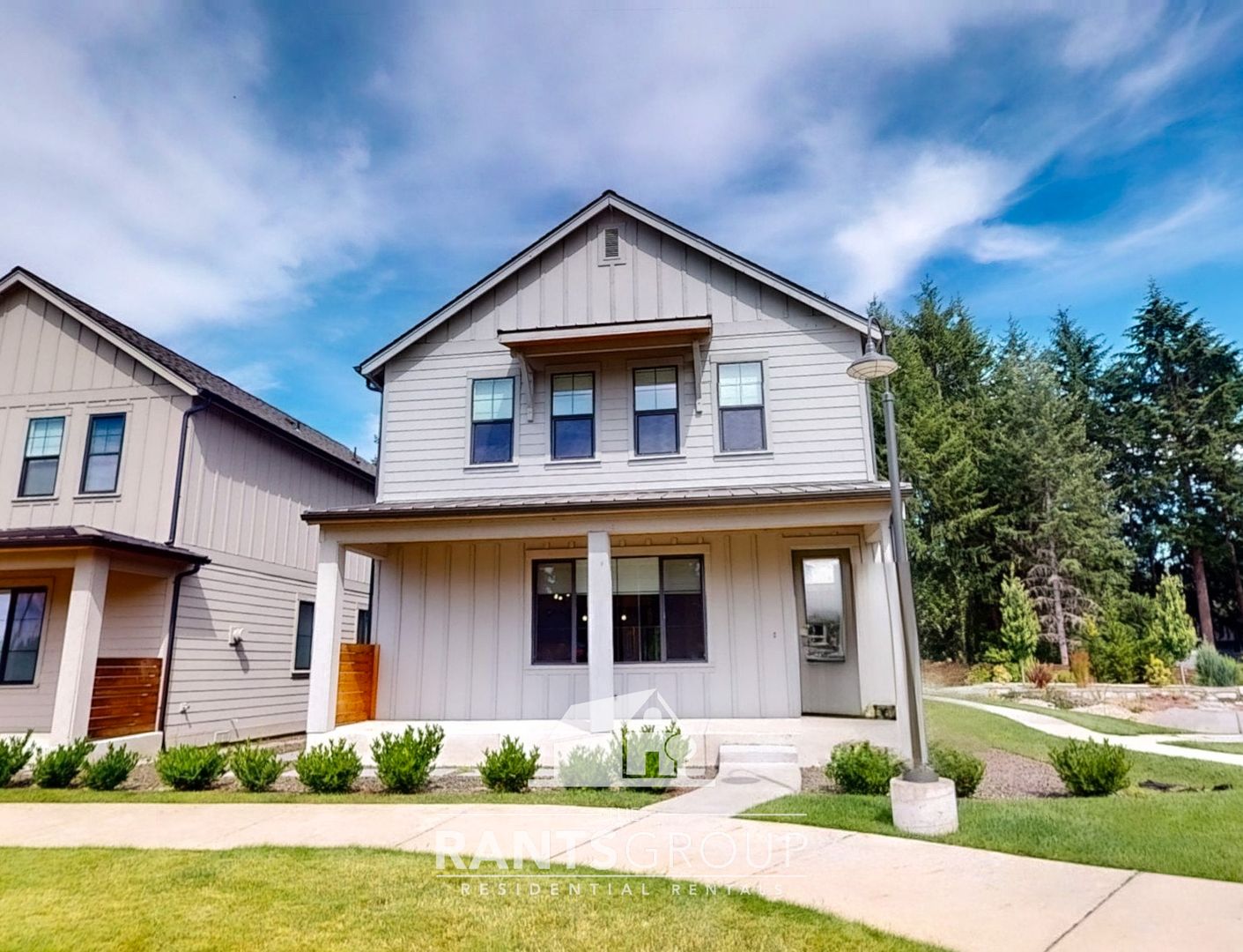 Lacey House: 209 Veranda LN SE