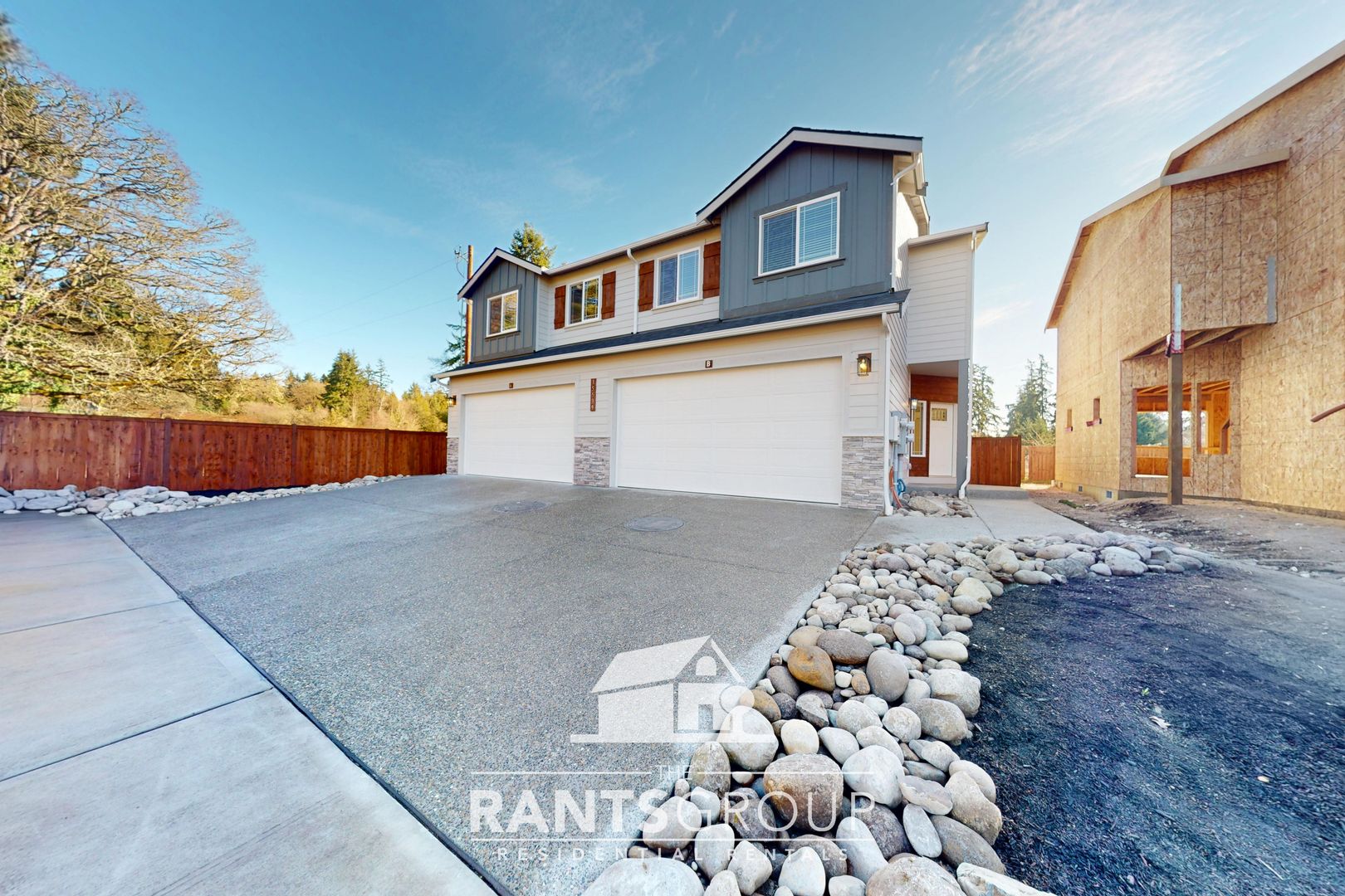 Yelm Multiplex: 15539 - 15533 Leah Ave SE