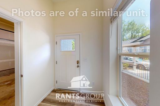 Listing photo thumbnail