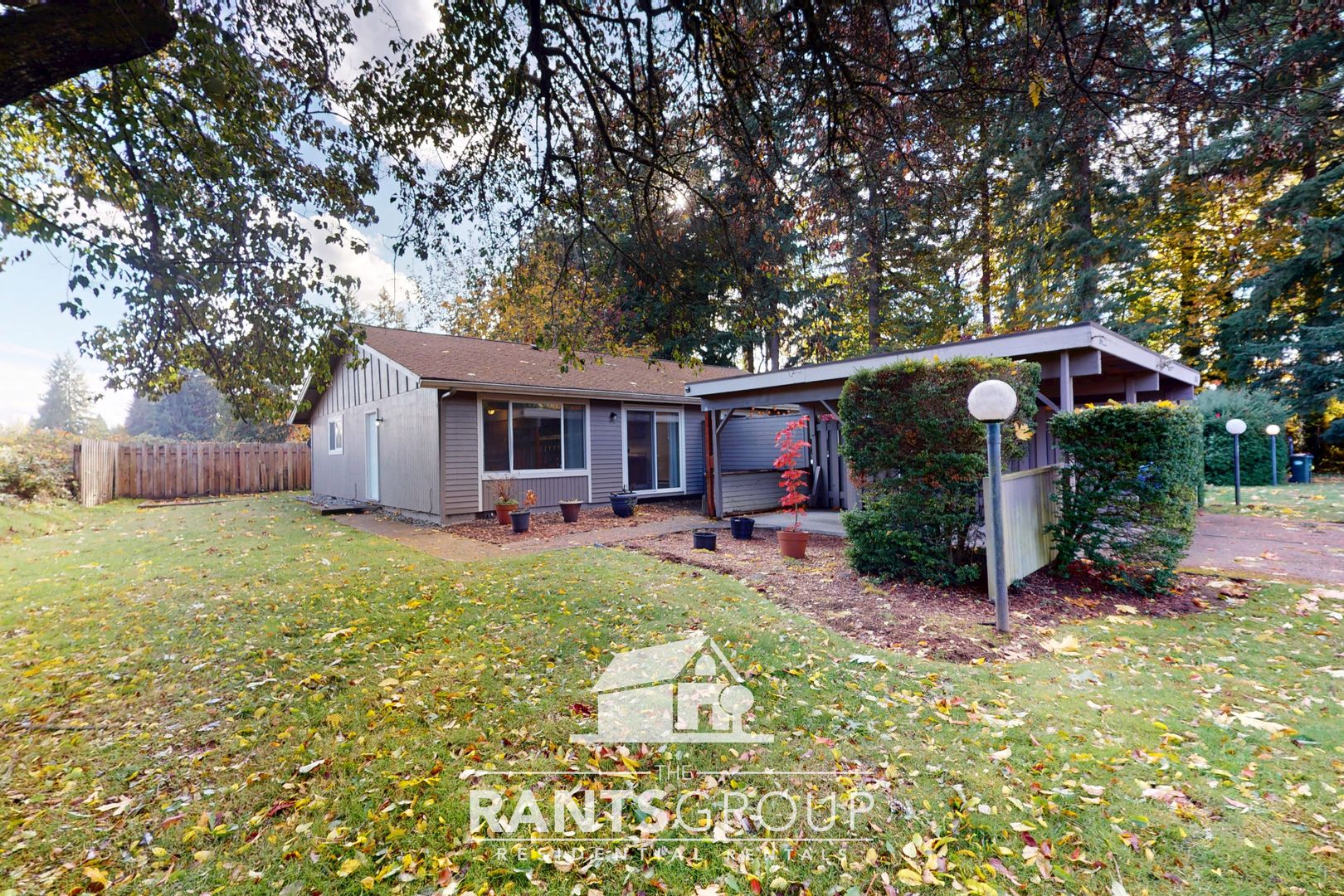 Lacey Apartment: 1420-1422 Josephine Ct SE