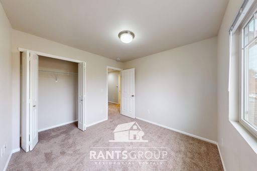 6733 Blade St SE, Lacey, WA 98513