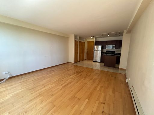 4180 N Marine Dr Unit 1004 #APT – photo 1