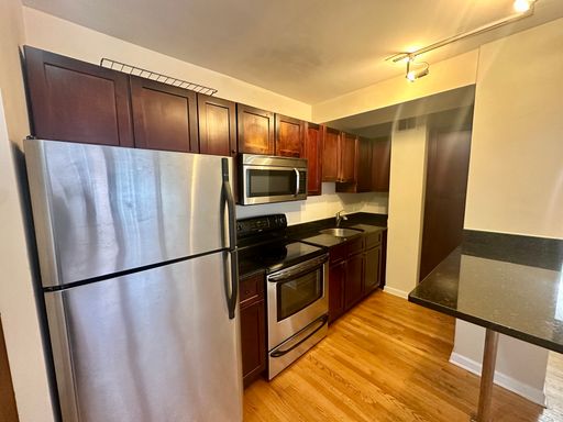 4180 n Marine Drive, Unit 1502- #APT – photo 1