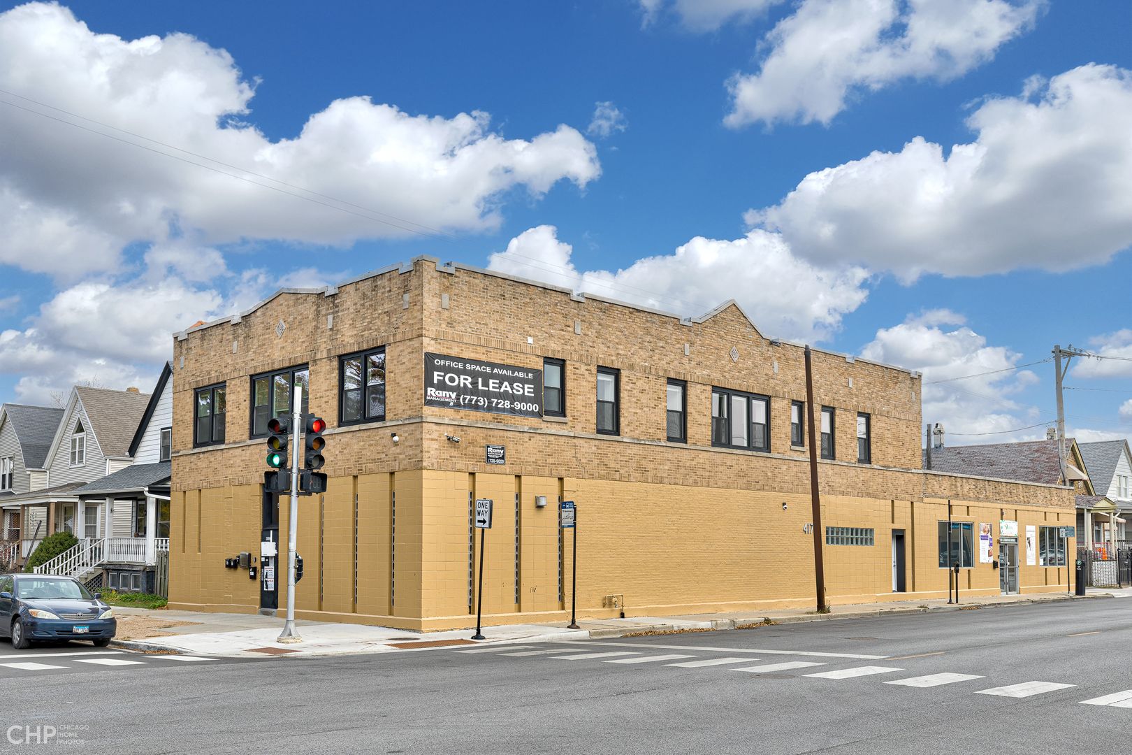 Chicago Apartment: 4176 W Montrose Ave