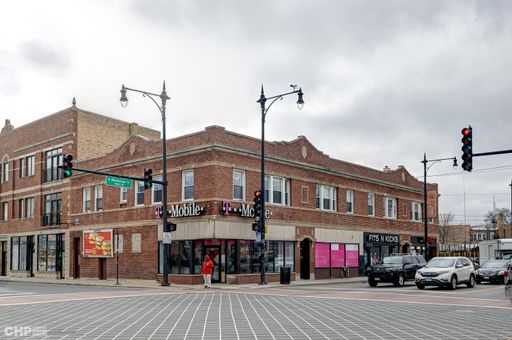 4001 W Montrose Ave, STORE – photo 1