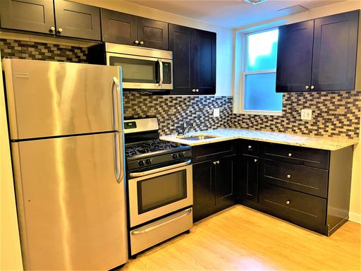 5000 N Sawyer Unit GE #APT – photo 1