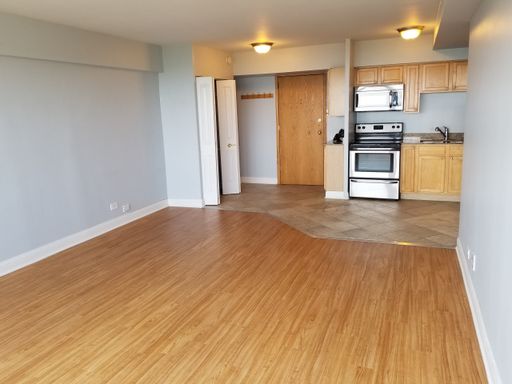 4180 N Marine Dr, Unit 1107 #APT – photo 1