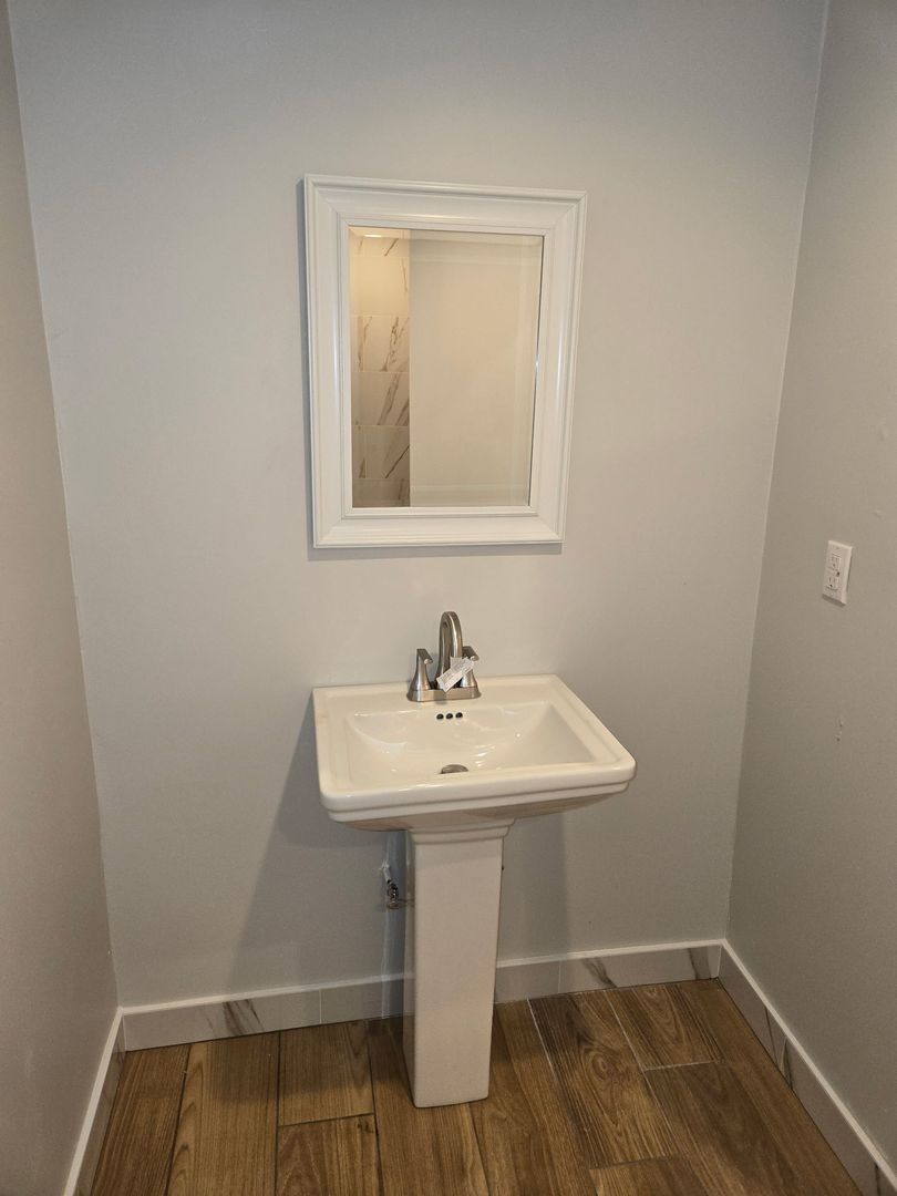 Sylmar Apartment: 14700 Hubbard St