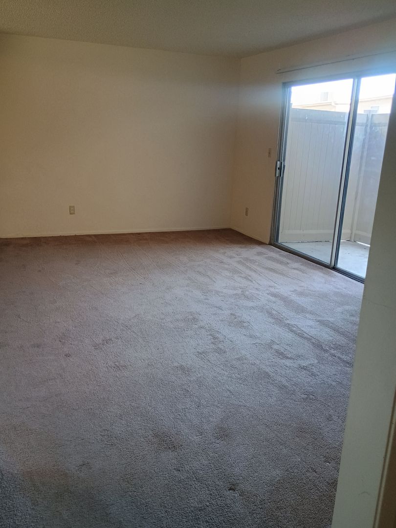 Castaic Apartment: 27626 Violin Canyon Road,