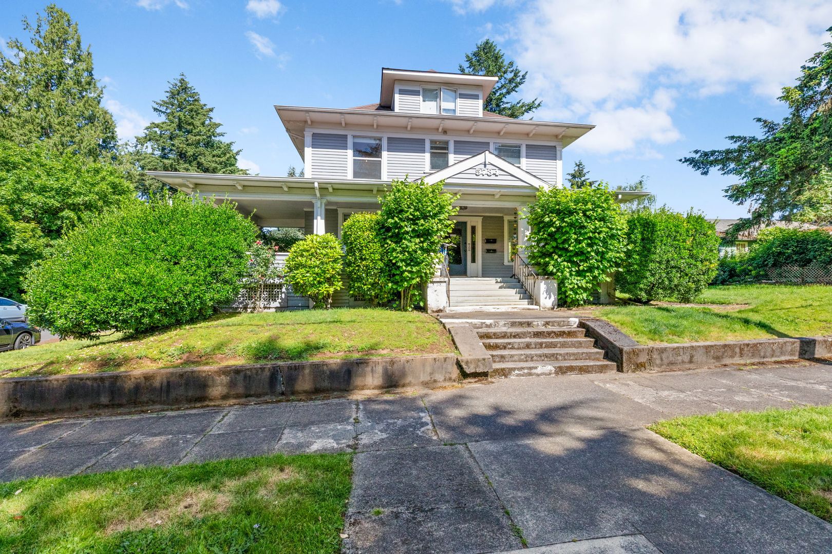 Portland Apartment: 5734 NE 27th Ave