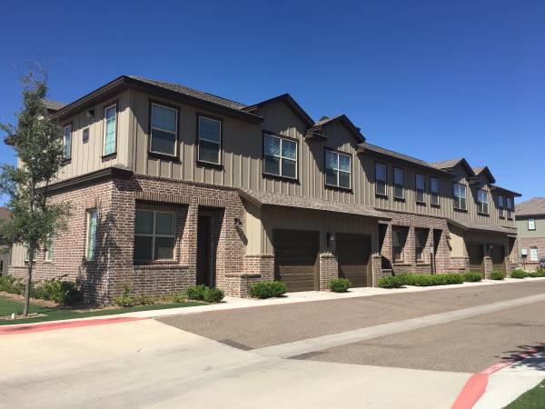 Lubbock Townhome: 6140 71st Street