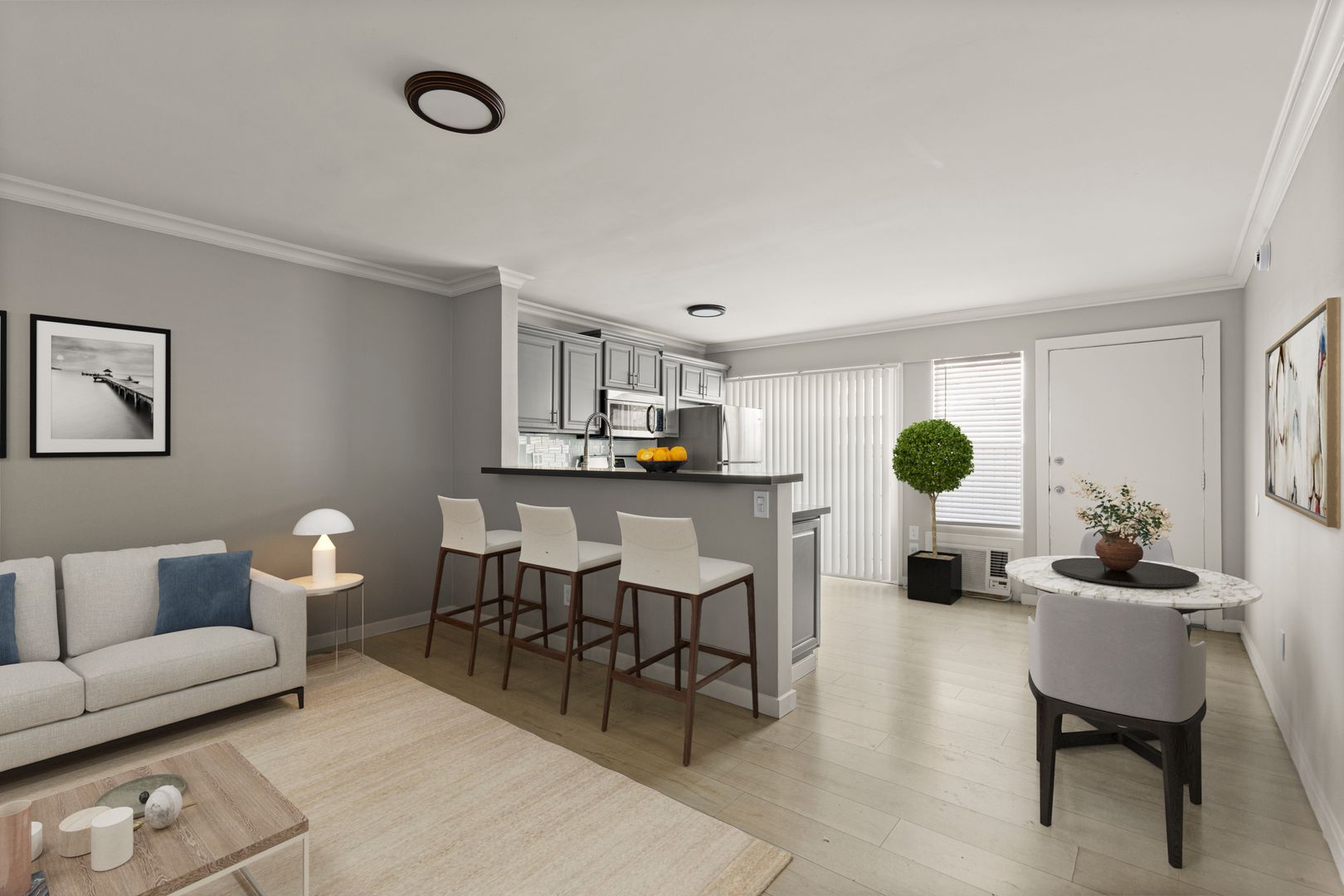 North Hollywood Apartment: 11133 Cumpston Street