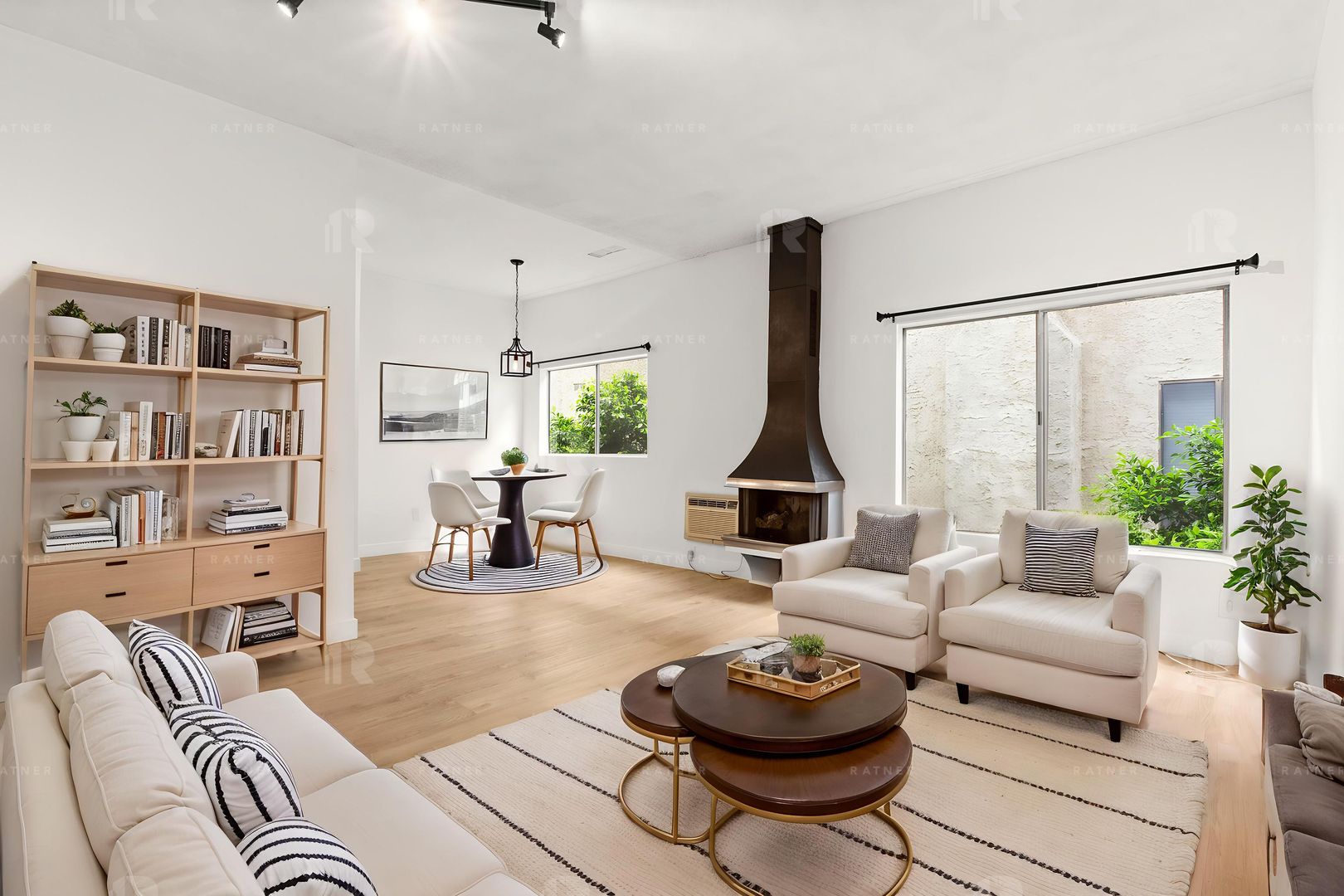 West Hollywood Apartment: 1114 N. Kings Road