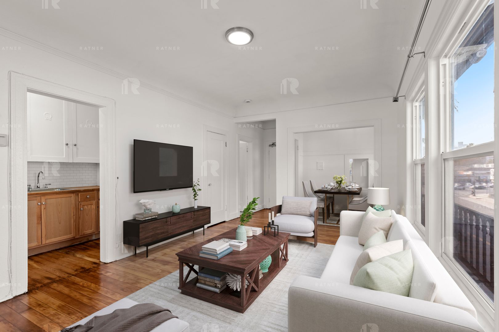 Los Angeles Apartment: 6358 Yucca Street