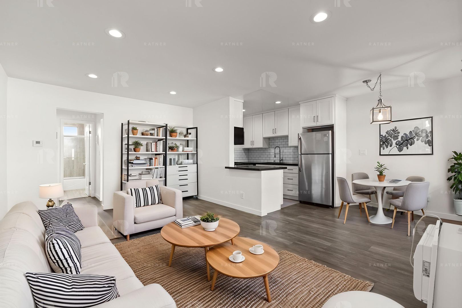 Los Angeles Apartment: 7259 Willoughby Avenue