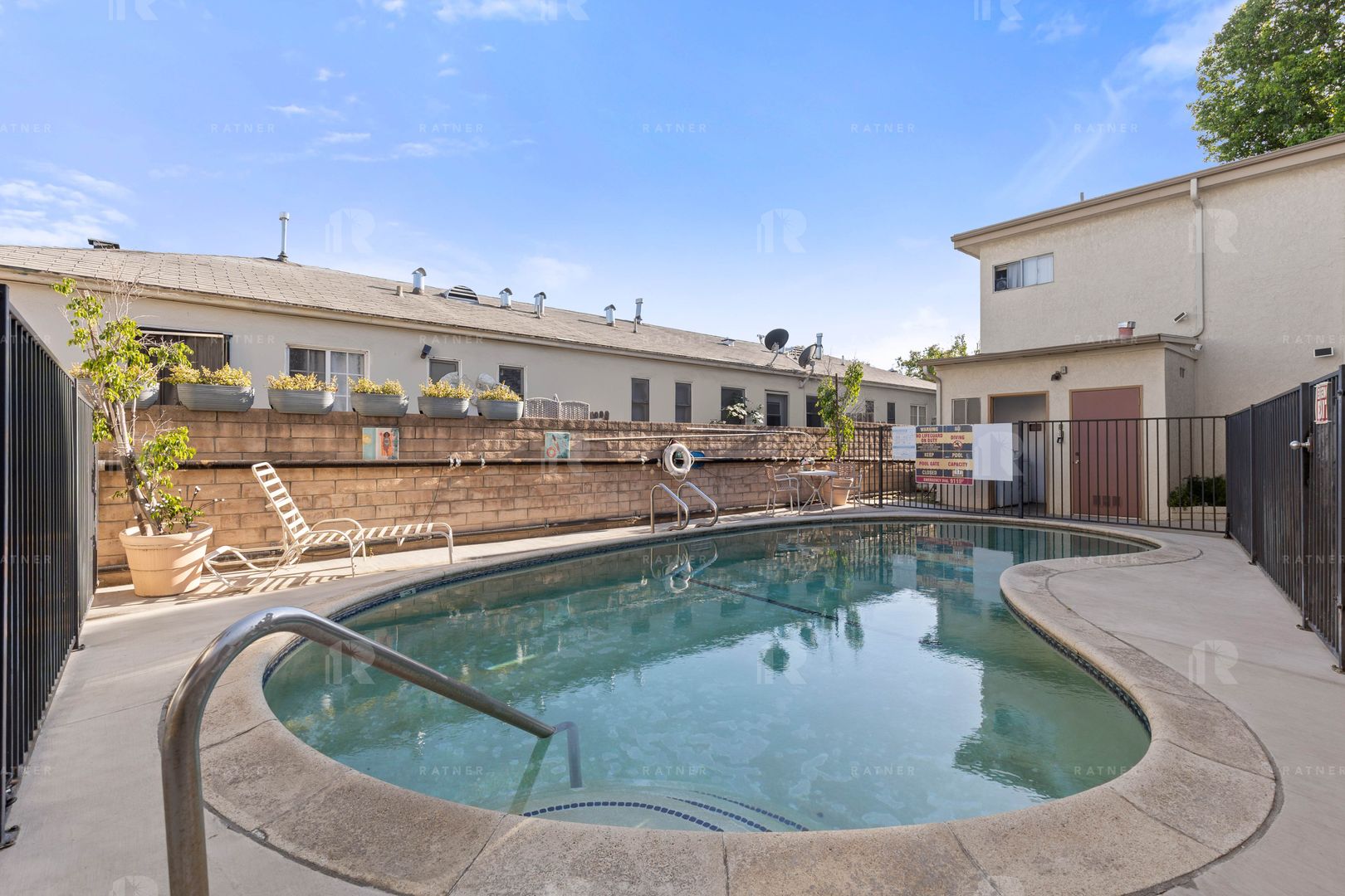 Pasadena Apartment: 350 S. Sierra Madre Blvd