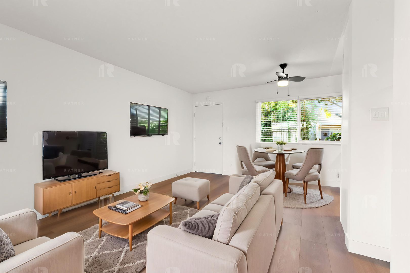 Tarzana Apartment: 18657 Collins Street