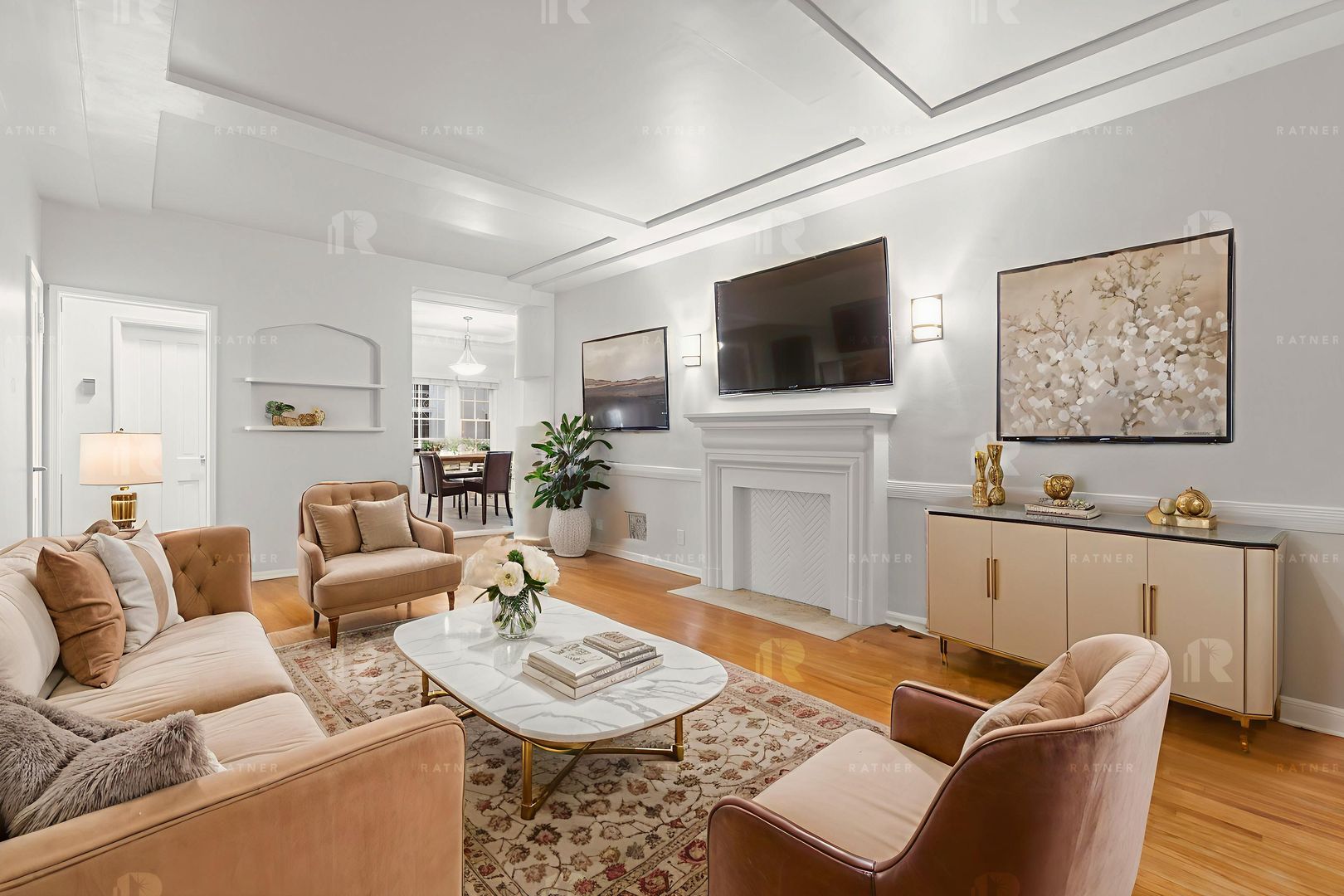 Beverly Hills Apartment: 141 S. Crescent Drive