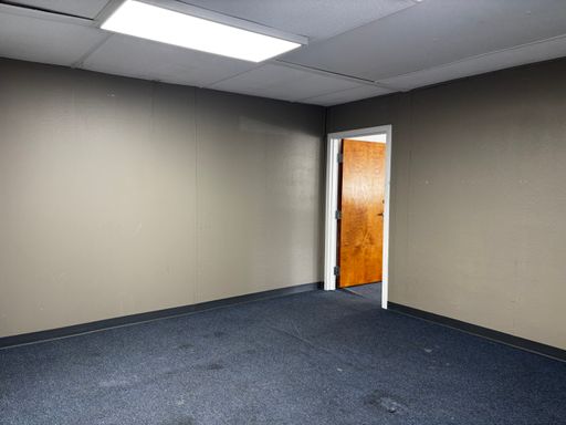 Office on the Gateway to Sam Houston State – photo 1