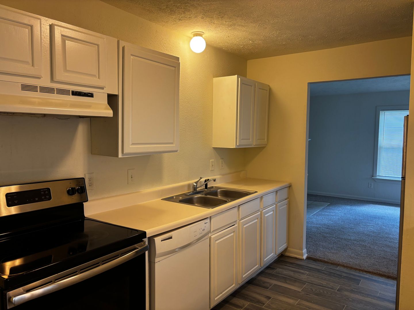 Huntsville Multiplex: 740 Vicki Dr - 740 B