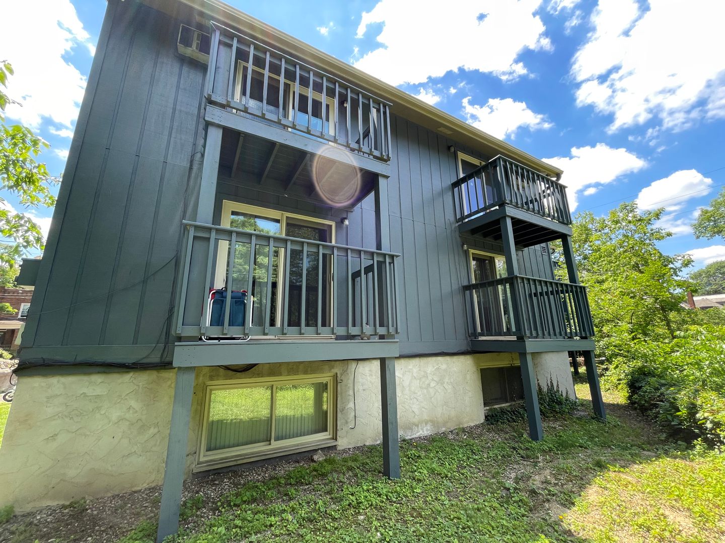 Columbus Apartment: 2020 Summit St.