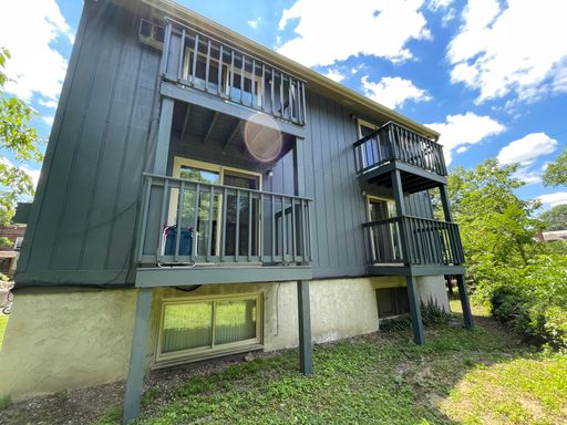 2022 Summit St. – photo 1