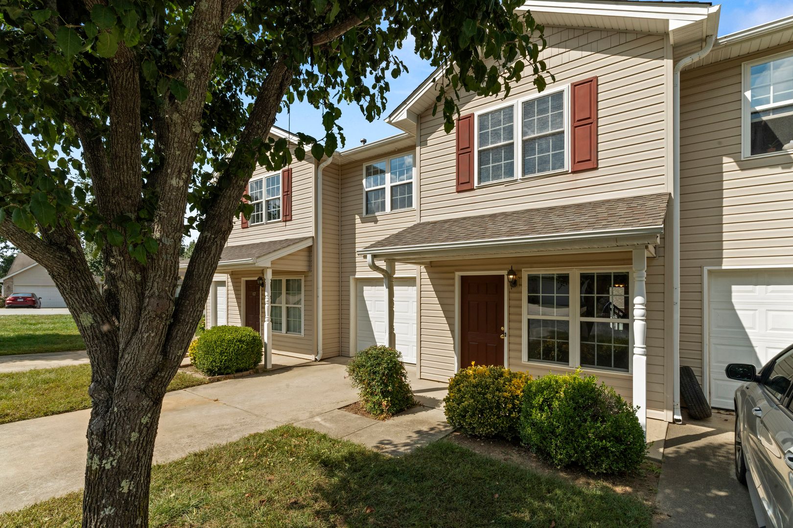 Arden Townhome: 65 Lilac Fields Way