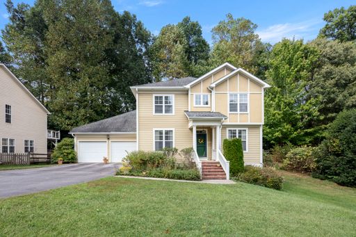 Fantastic Home in the Biltmore Lake Community