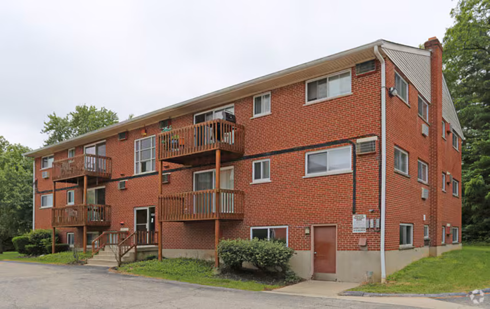 Cincinnati Apartment: 7231,7241, 7253 Boleyn Drive