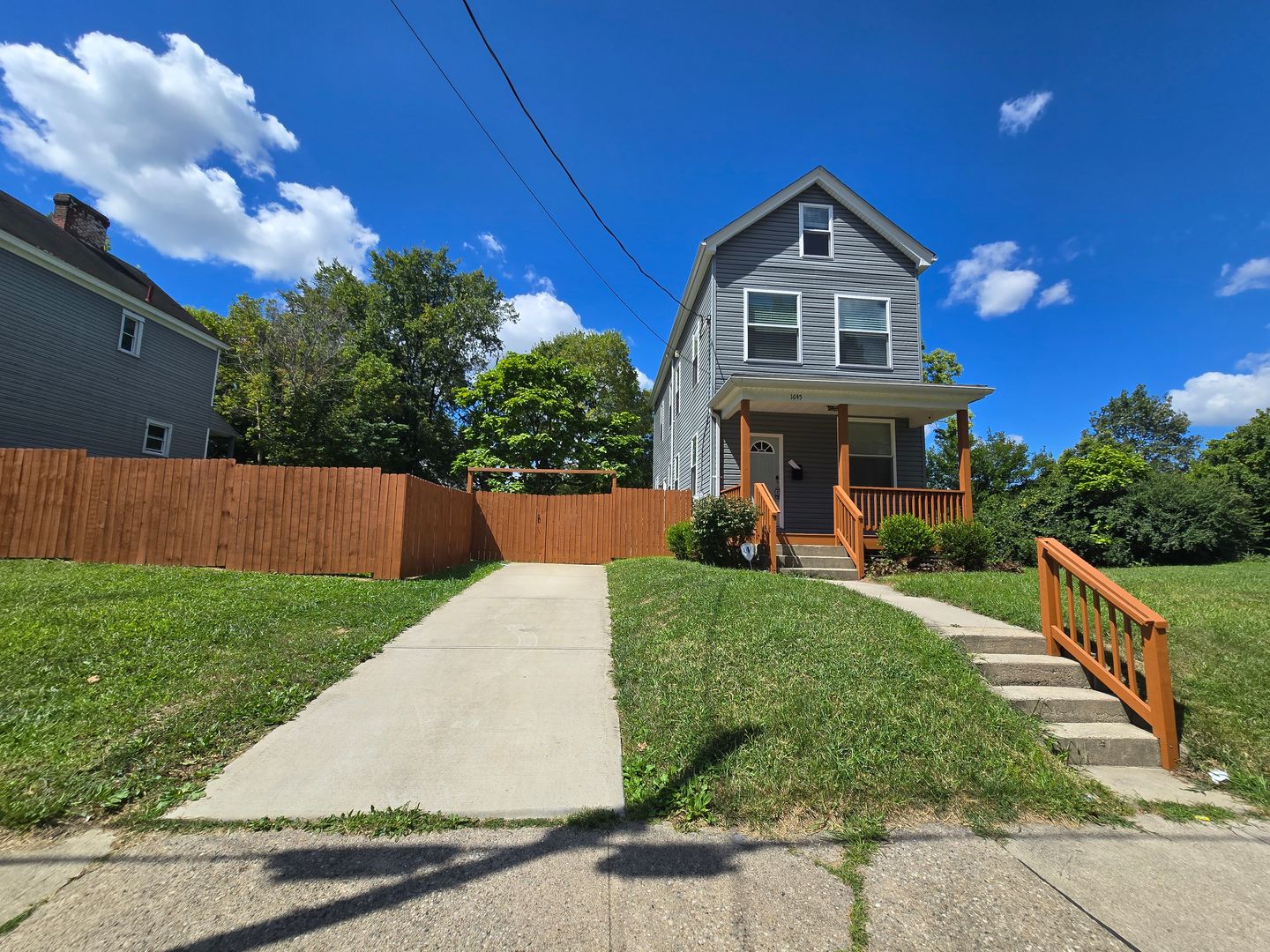 Cincinnati House: 1645 Iliff Avenue