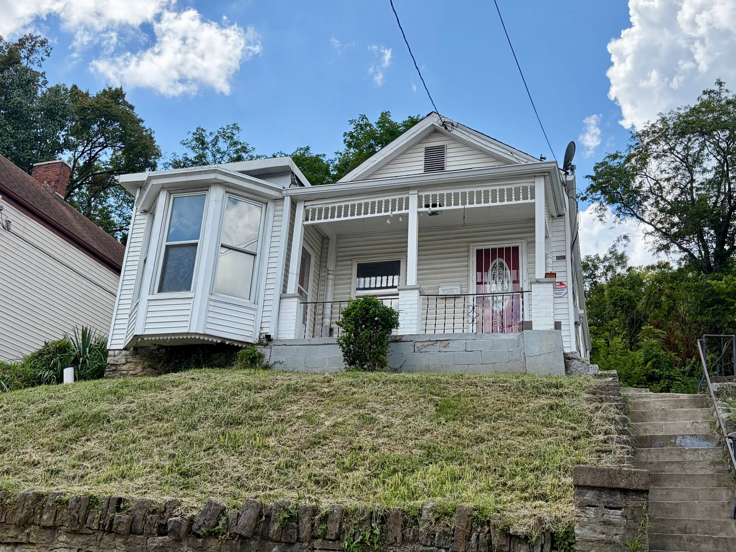 Cincinnati House: 4582 Eastern Ave.