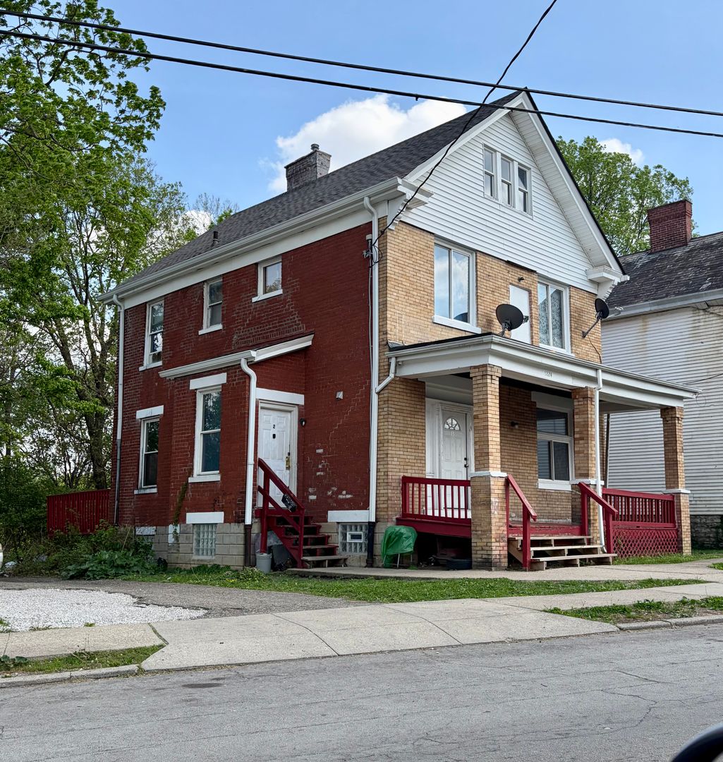 Cincinnati Apartment: 1224 Ross Ave.