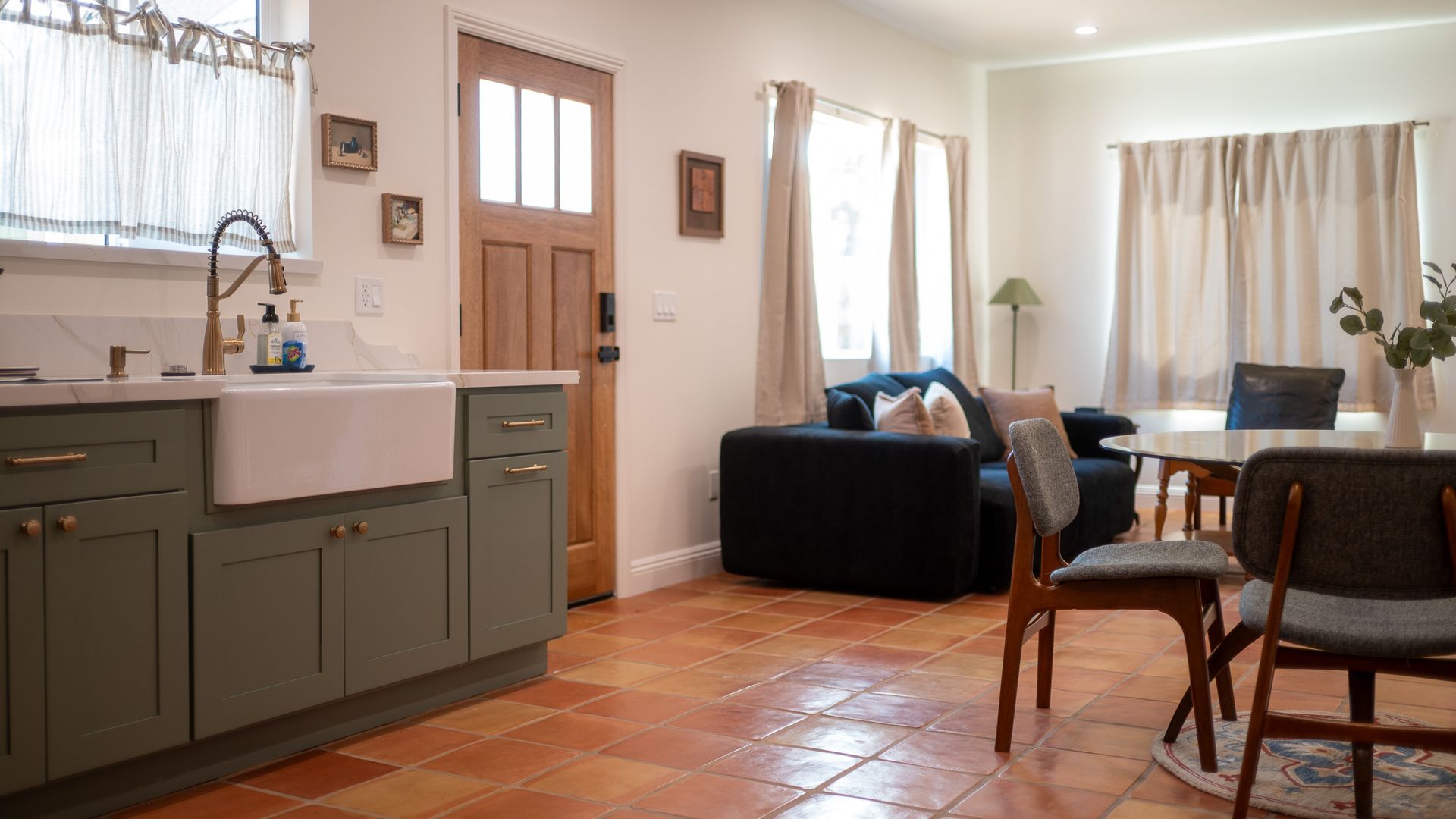 Monrovia House: 613 W Olive Ave Unit#1