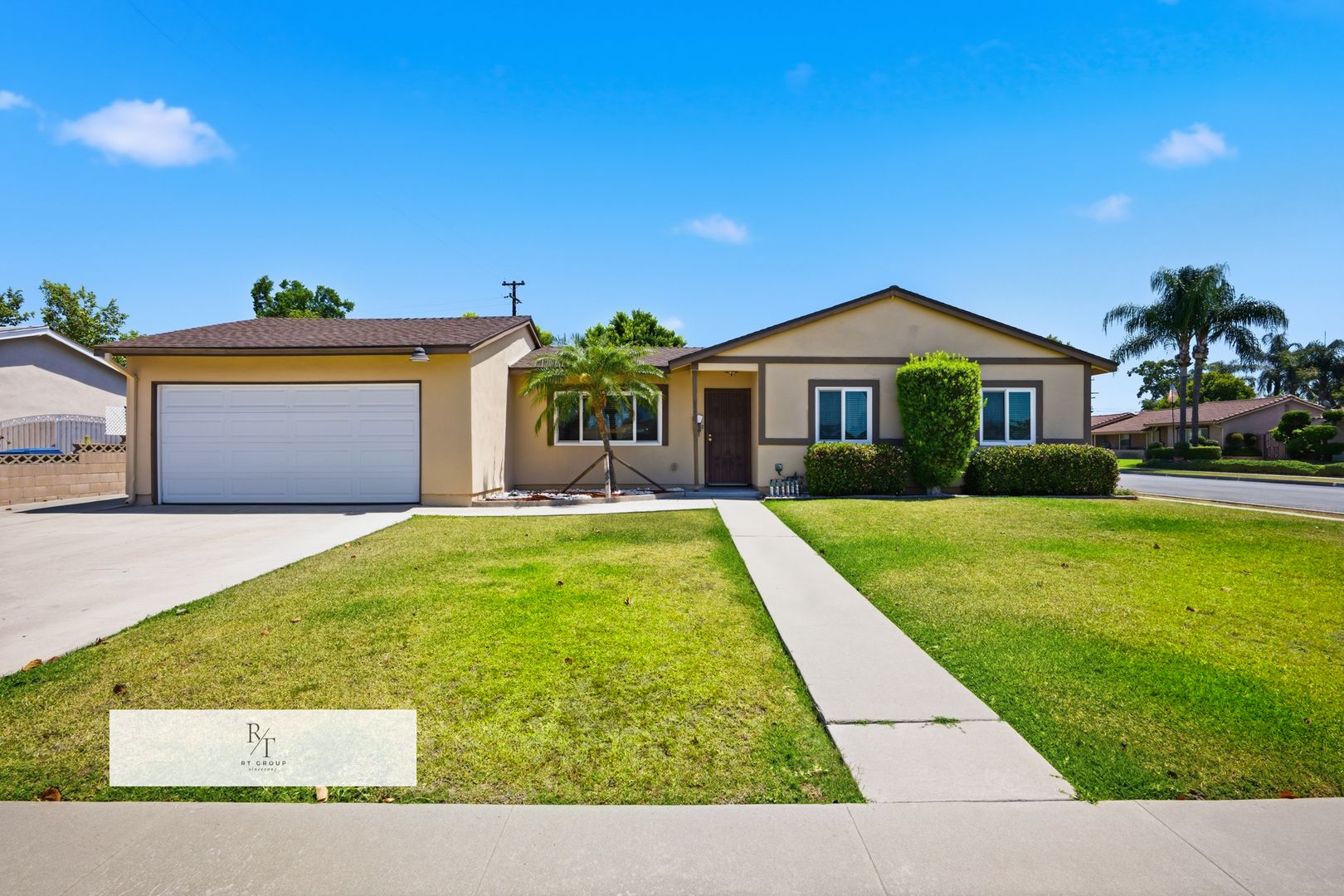 West Covina House: 1225 W Glenmere St