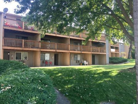 VINEYARD APARTMENTS