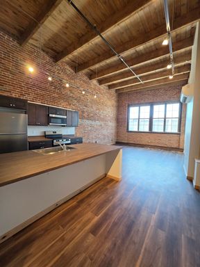 IDAHO MERCANTILE APARTMENTS