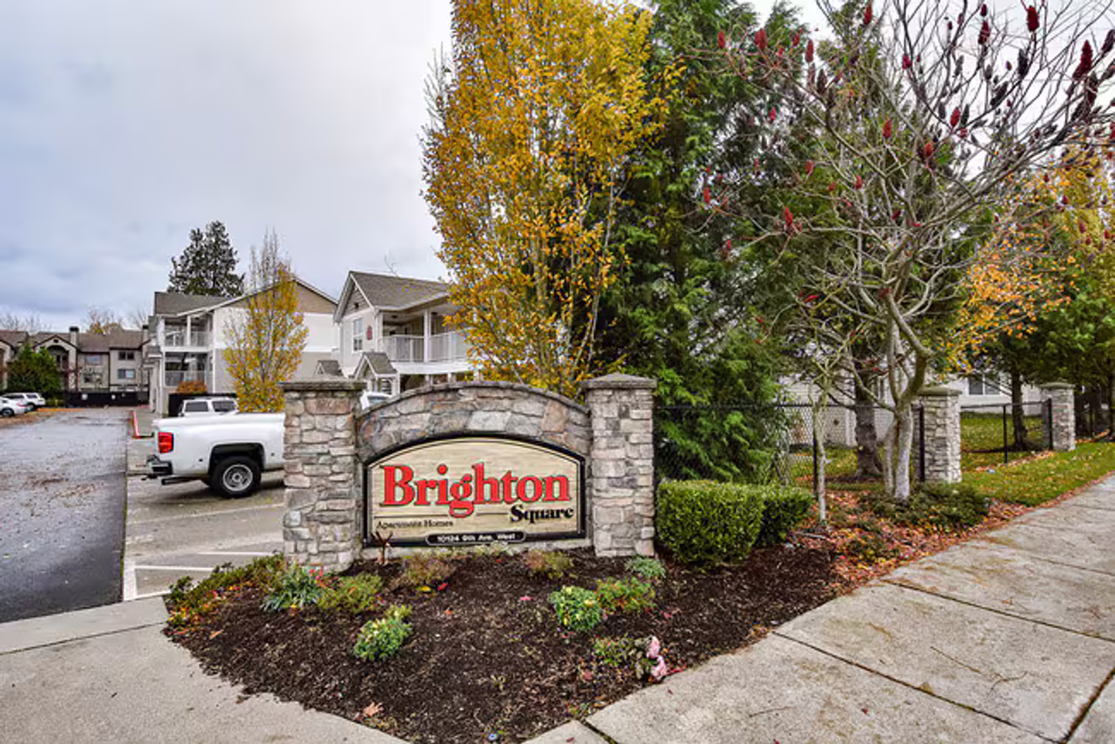 Everett Apartment: 10124 9th Avenue West