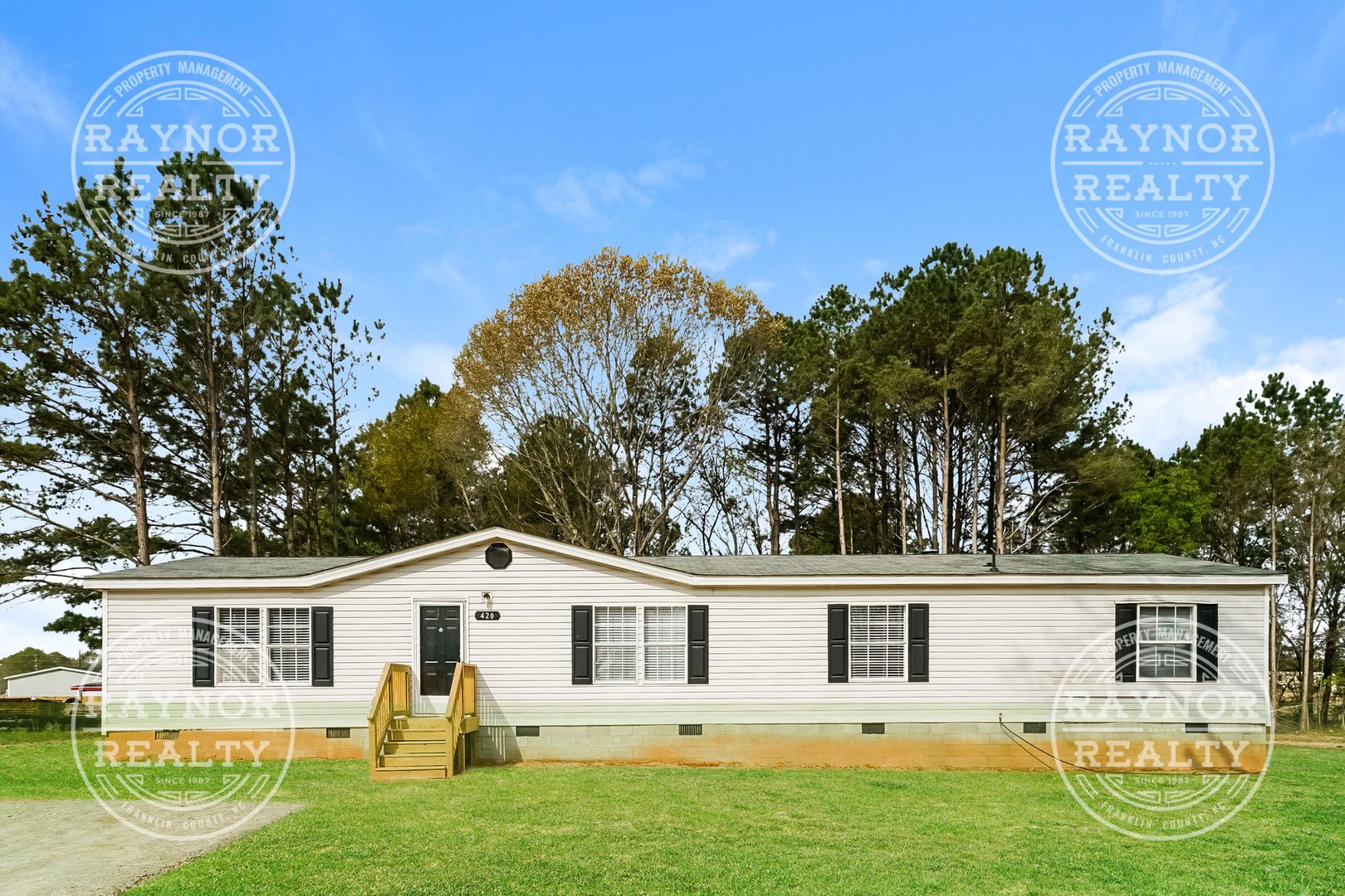 Renovated 4 Bedroom Home in Louisburg!