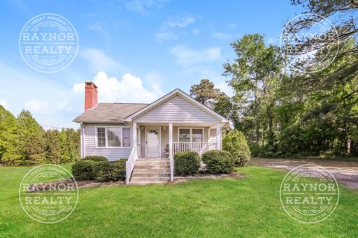 For Rent: Cozy 2 Bed, 3 Bath Home in Louisburg, NC