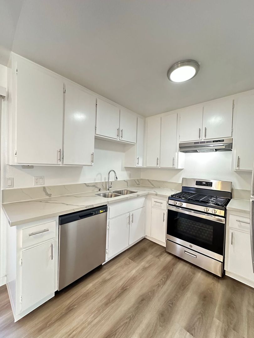 Paramount Apartment: 7246 E. Petrol St.