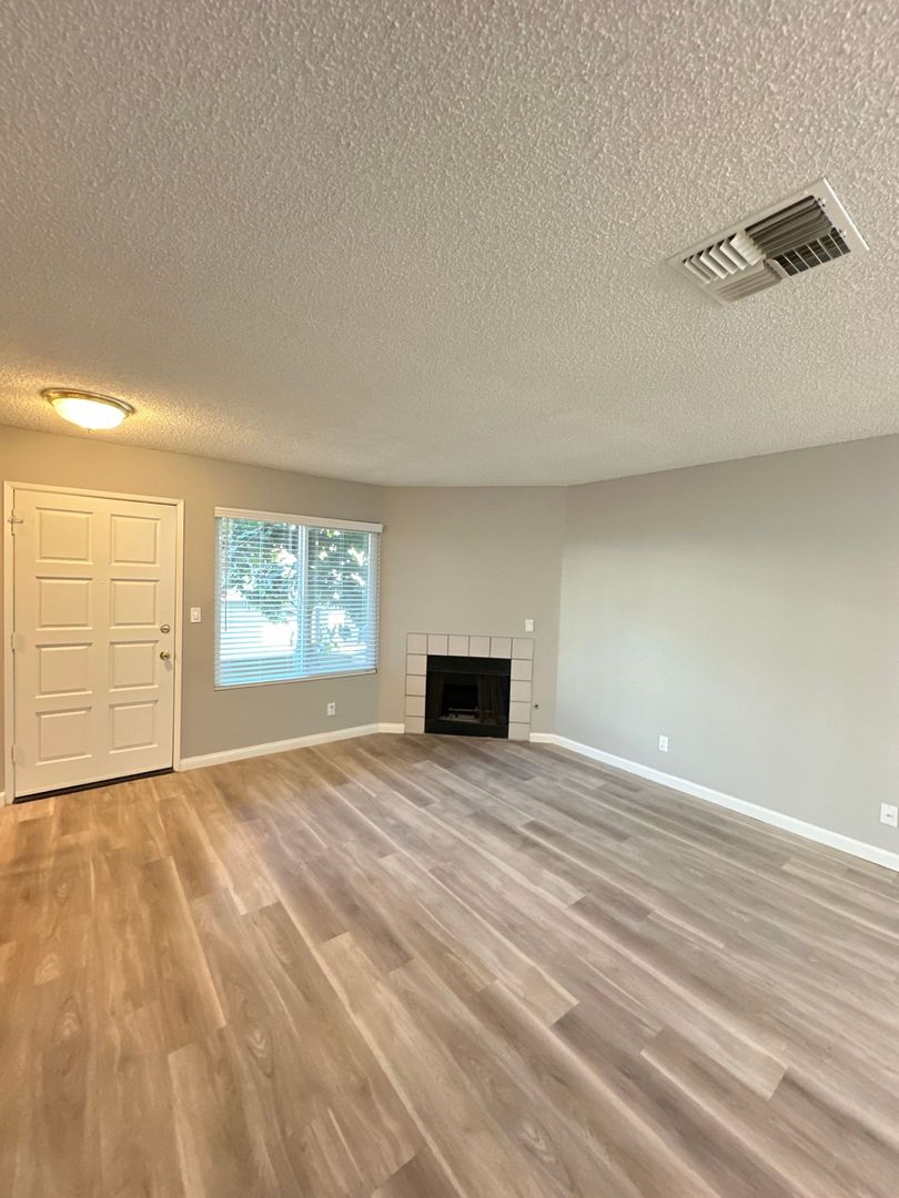 132 Diamond Street, Unit D, Arcadia, CA 91006