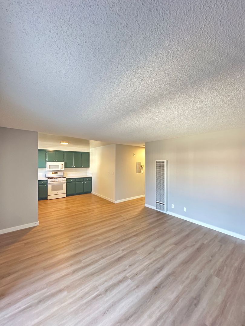 LONG BEACH Apartment: 4522 LAKEWOOD BLVD