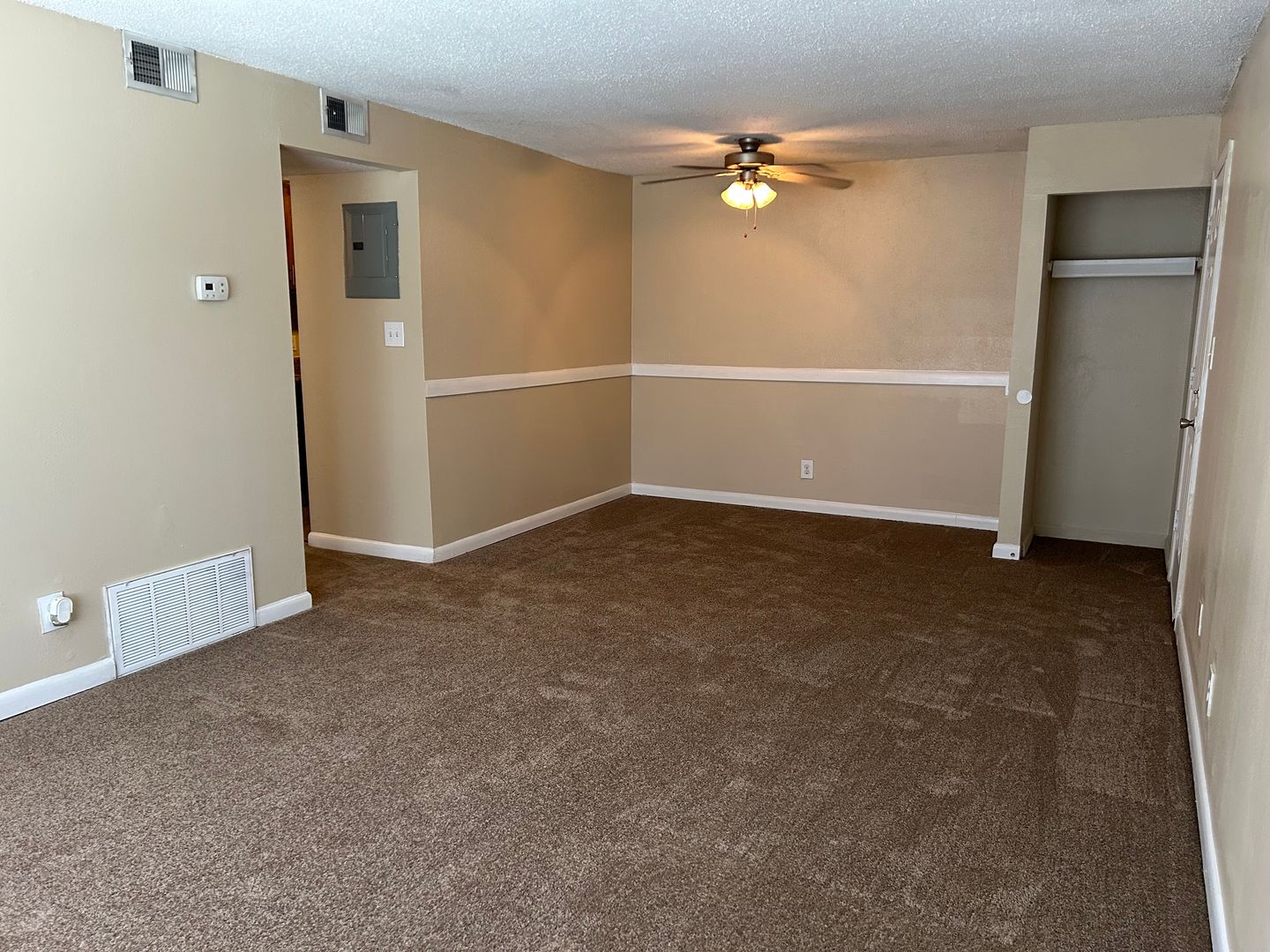 Meridian Apartment: 4524 Highway 39 North
